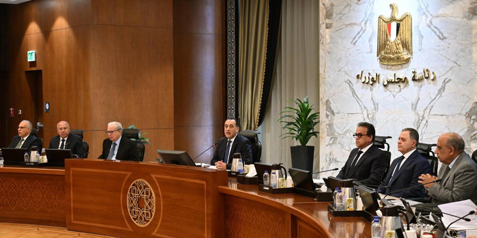 الوزراء يوافق على 4 مشروعات اتفاقيات التزام بترولية بحوالي 52.97 مليون دولار وحفر 6 آبار