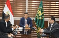 محافظ القليوبية يبحث مع الكيانات الشبابية تفعيل مبادرة «الكيانات بالشارع» ويوجه بدعم منظومة النظافة