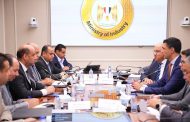 وزيرا الصناعة والعمل يبحثان سبل تعزيز التعاون لإزالة أية تحديات تواجه قطاع الصناعة