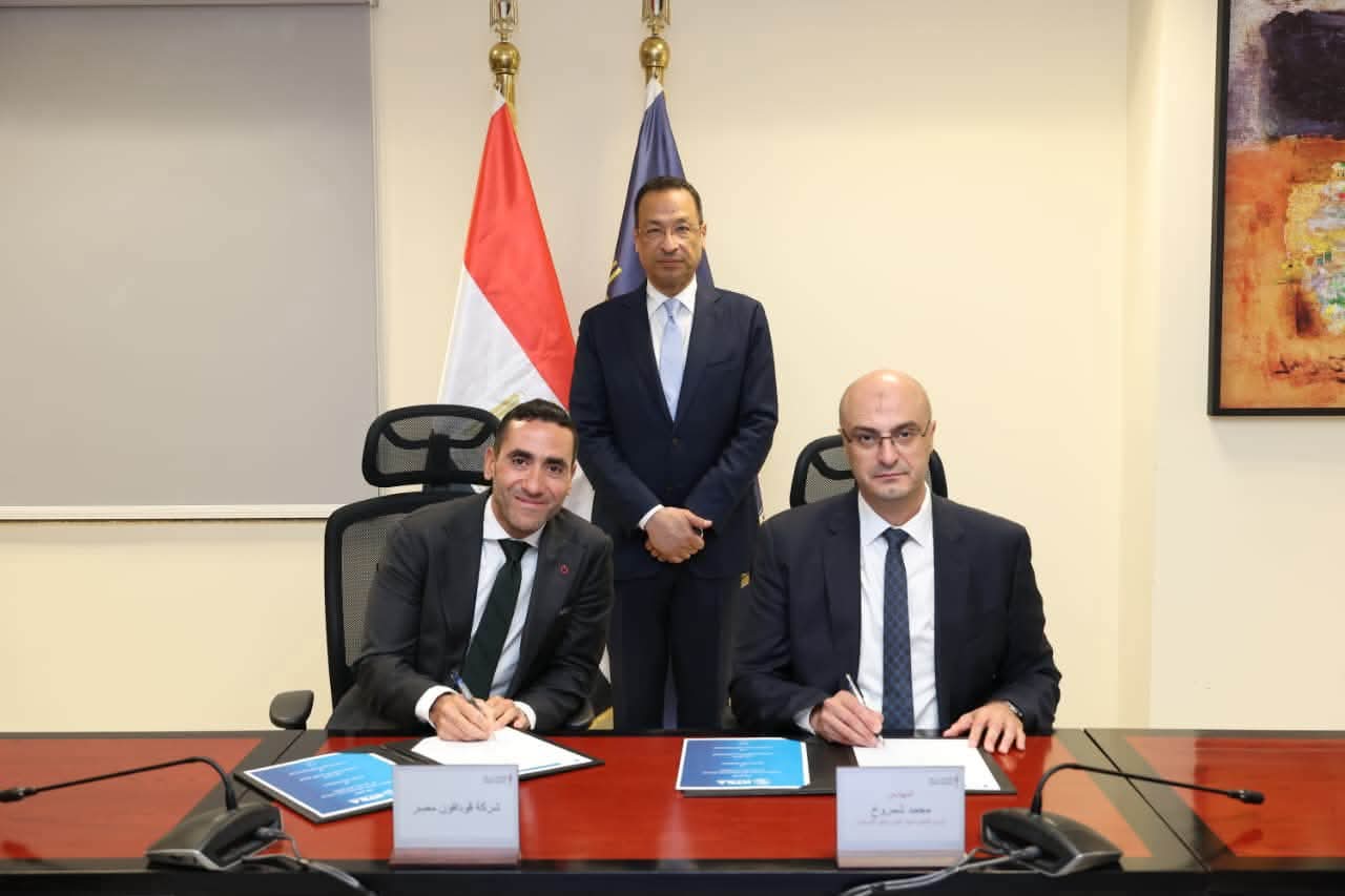 وزير الاتصالات يشهد إطلاق خدمتي 