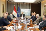 وزير الاتصالات يبحث مع شركة إرنست ويونغ (EY) خطط توسع الشركة في مصر وإطلاق مركز إقليمي