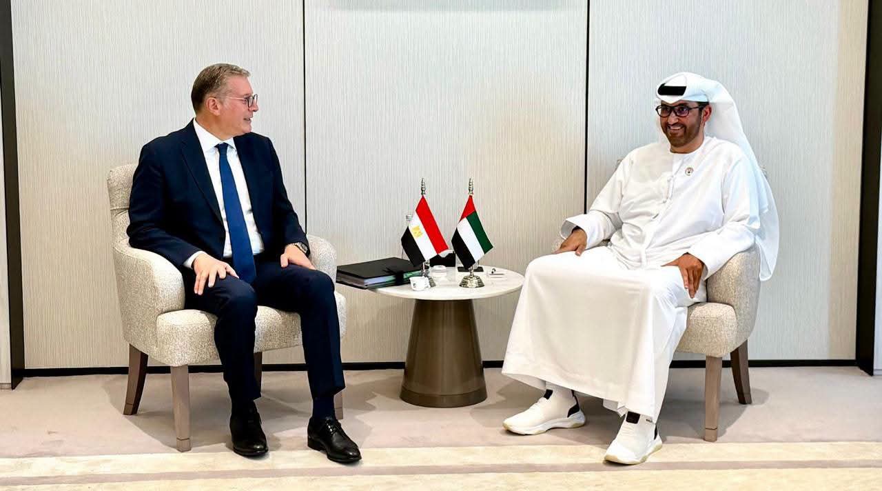 بدوى يبحث مع سلطان الجابر زيادة استثمارات أدنوك لاستكشاف وإنتاج الغاز