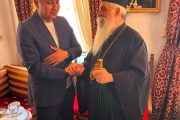وزير السياحة يزور دير سانت ويلتقي الأنبا سيميون مطران الدير