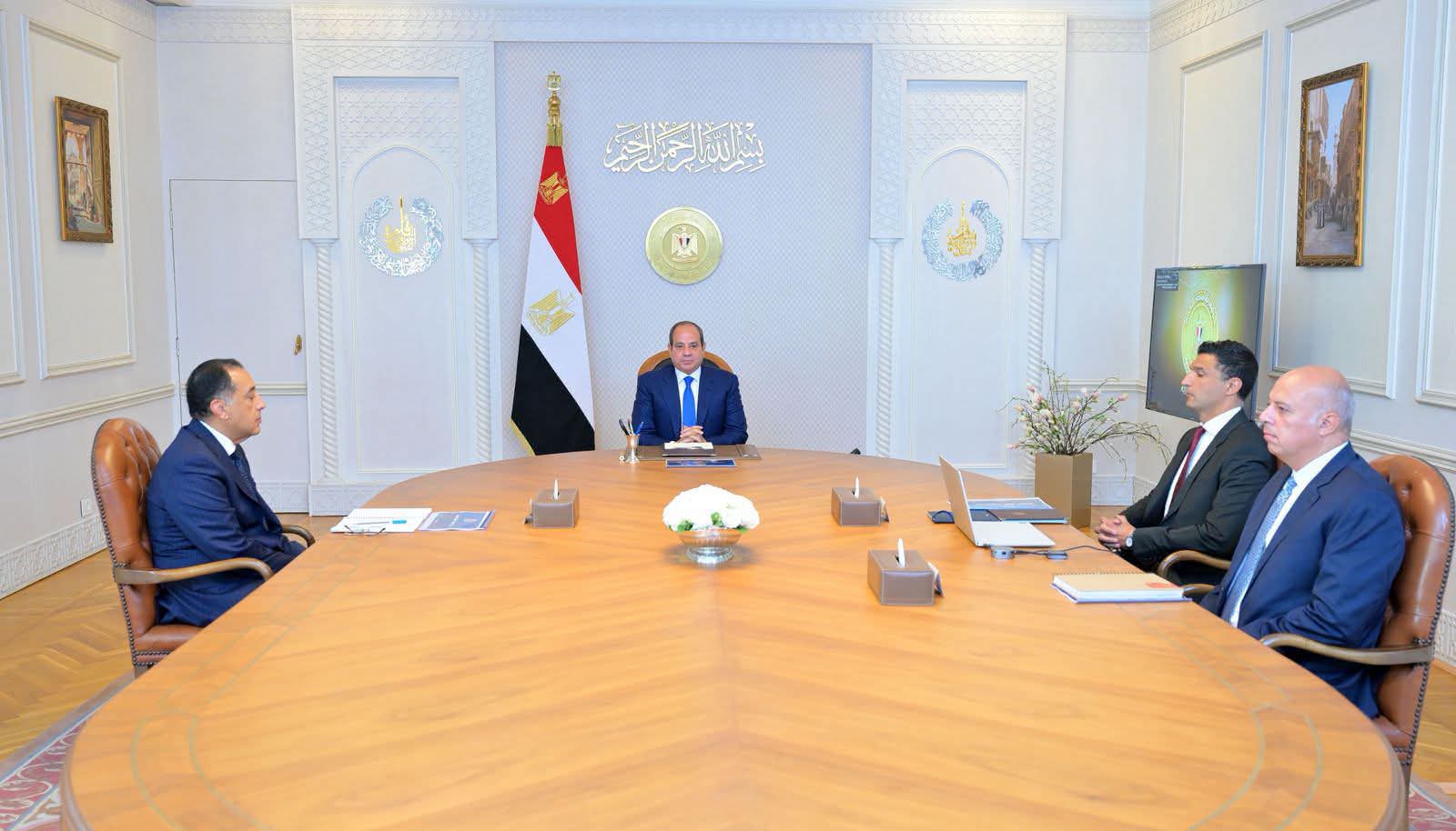 الرئيس السيسي يوجه بربط الاستراتيجية الصناعية لتعزيز اندماج مصر في سلاسل الإنتاج العالمية