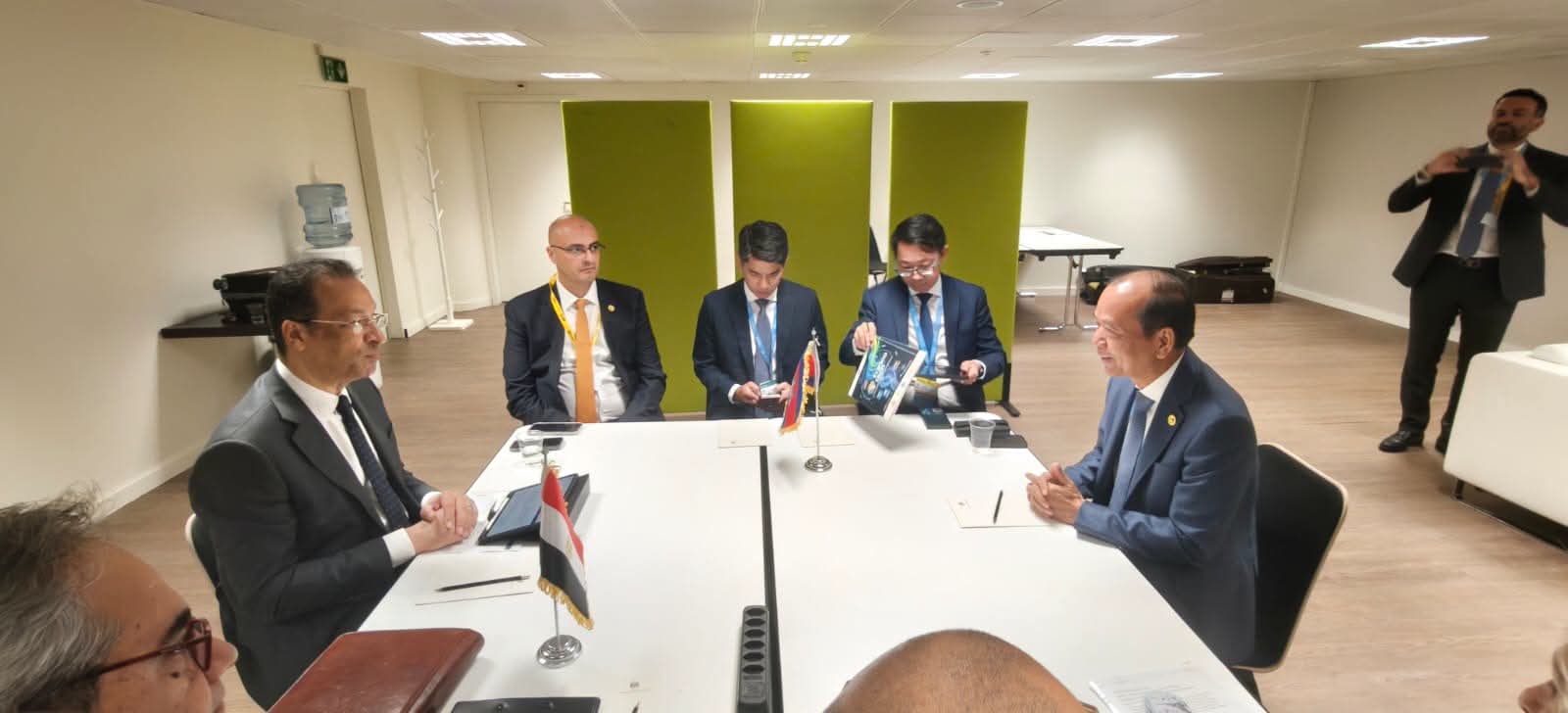 هندي يبحث مع نظيره العراقي تعزيز التعاون المشترك في مجالات التحول الرقمي والذكاء الاصطناعي