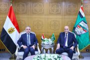 وزير العدل يهنئ رئيس المجلس الأعلى لهيئة قضايا الدولة بمناسبة توليه منصبه الجديد