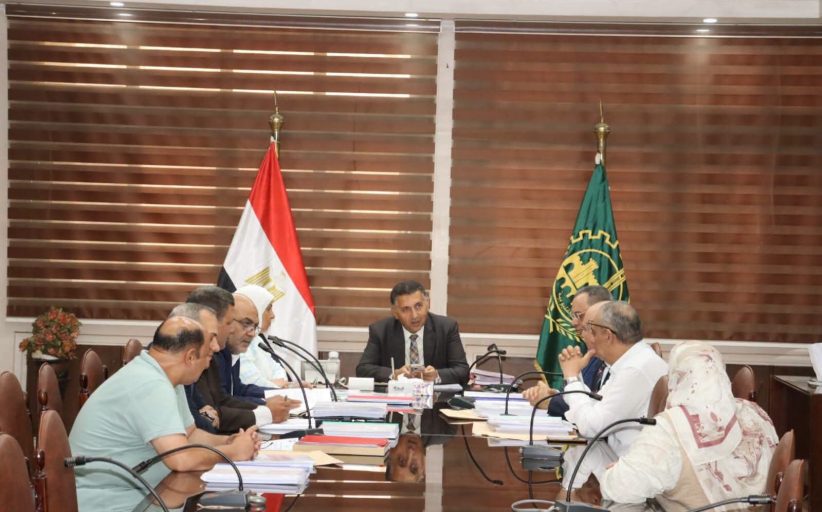 محافظ القليوبية يترأس اللجنة العليا للقيادات للنظر في تجديد شاغلي الوظائف القيادية