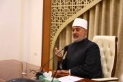 مفتي الجمهورية يتابع سير العمل بإدارة الفتوى المكتوبة ويؤكد أهمية أداء الأمانة الإفتائية