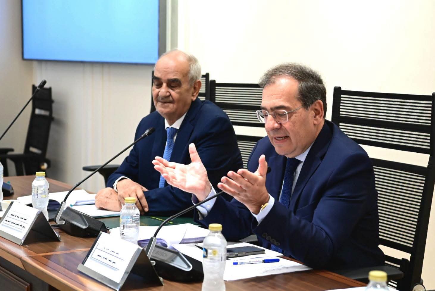 الملا : البنية التحتية وخبرات الشركاء تعزز المزايا التنافسية للاتفاقيات البترولية الجديدة