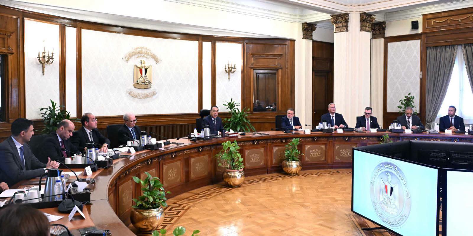 مدبولي: الحكومة تعمل مع البنك المركزي لمرحلة ما بعد برنامج الإصلاح الاقتصادي مع صندوق النقد الدولي