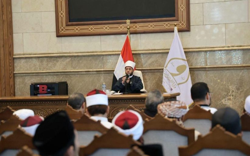 وزير الأوقاف يكرم خريجي منحة المجلس الأعلى للشئون الإسلامية