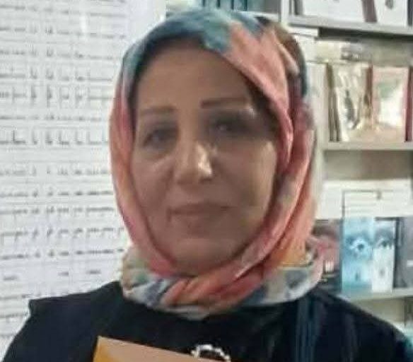 فاطمة بنانى تكتب .. بائعة الورد