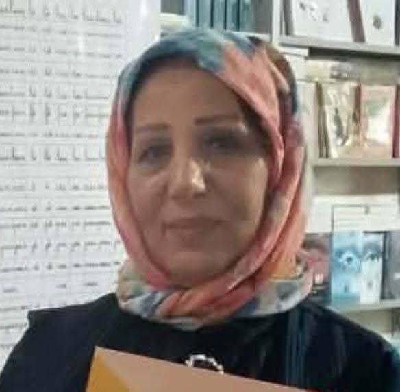 فاطمة بنانى تكتب .. بائعة الورد
