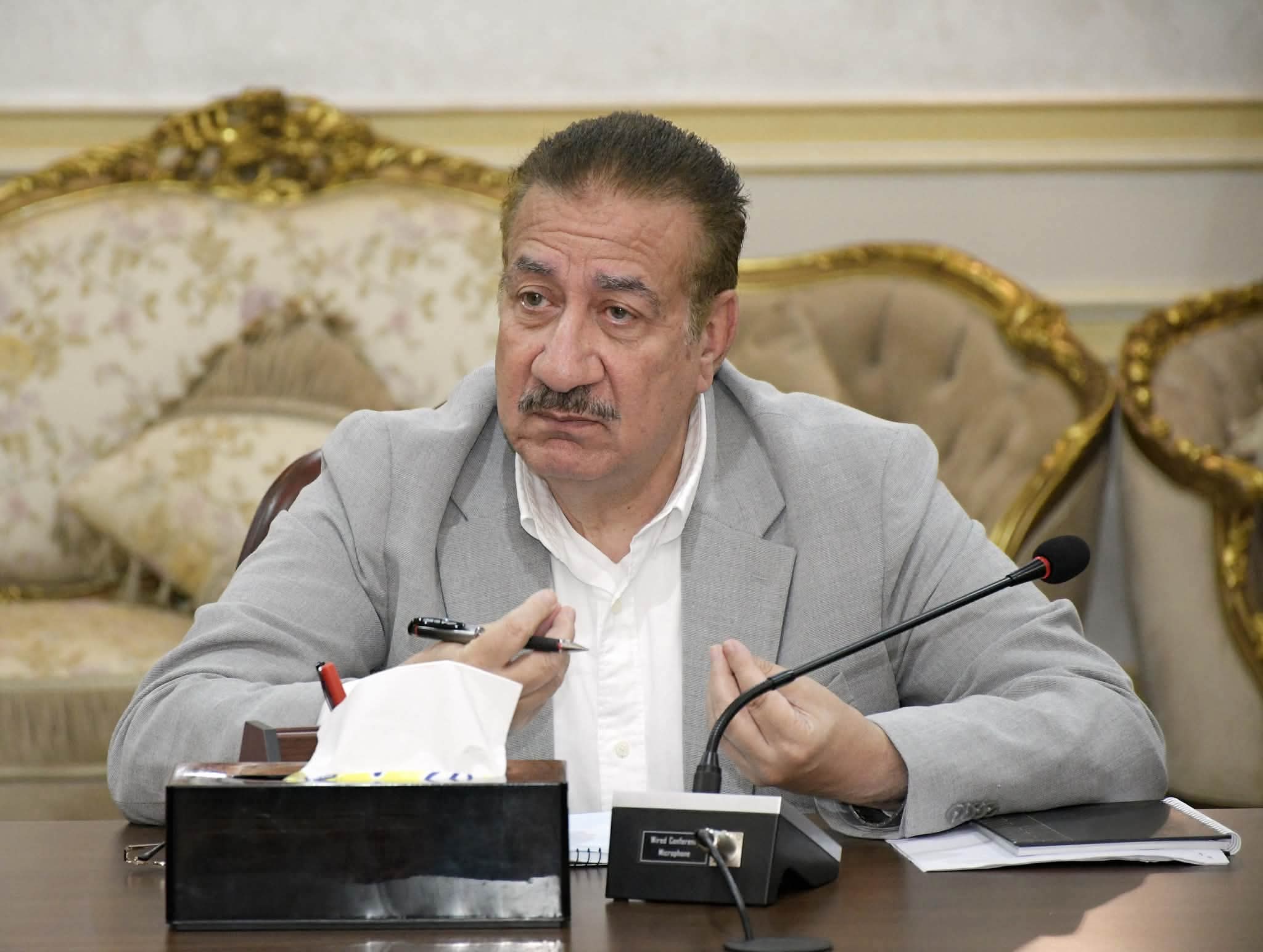 بورسعيد يتابع ميدانيًا جهود تأمين الشواطئ في ظل ارتفاع الأمواج