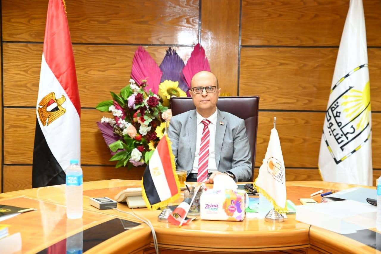 المنشاوي يترأس اجتماع لجنة اختيار عميد كلية الحاسبات والمعلومات بجامعة أسيوط