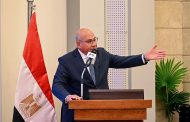 رئيس الهيئة العربية للتصنيع يكرم فريق ASUWind بهندسة عين شمس لحصوله على المركز الثالث عالميًا