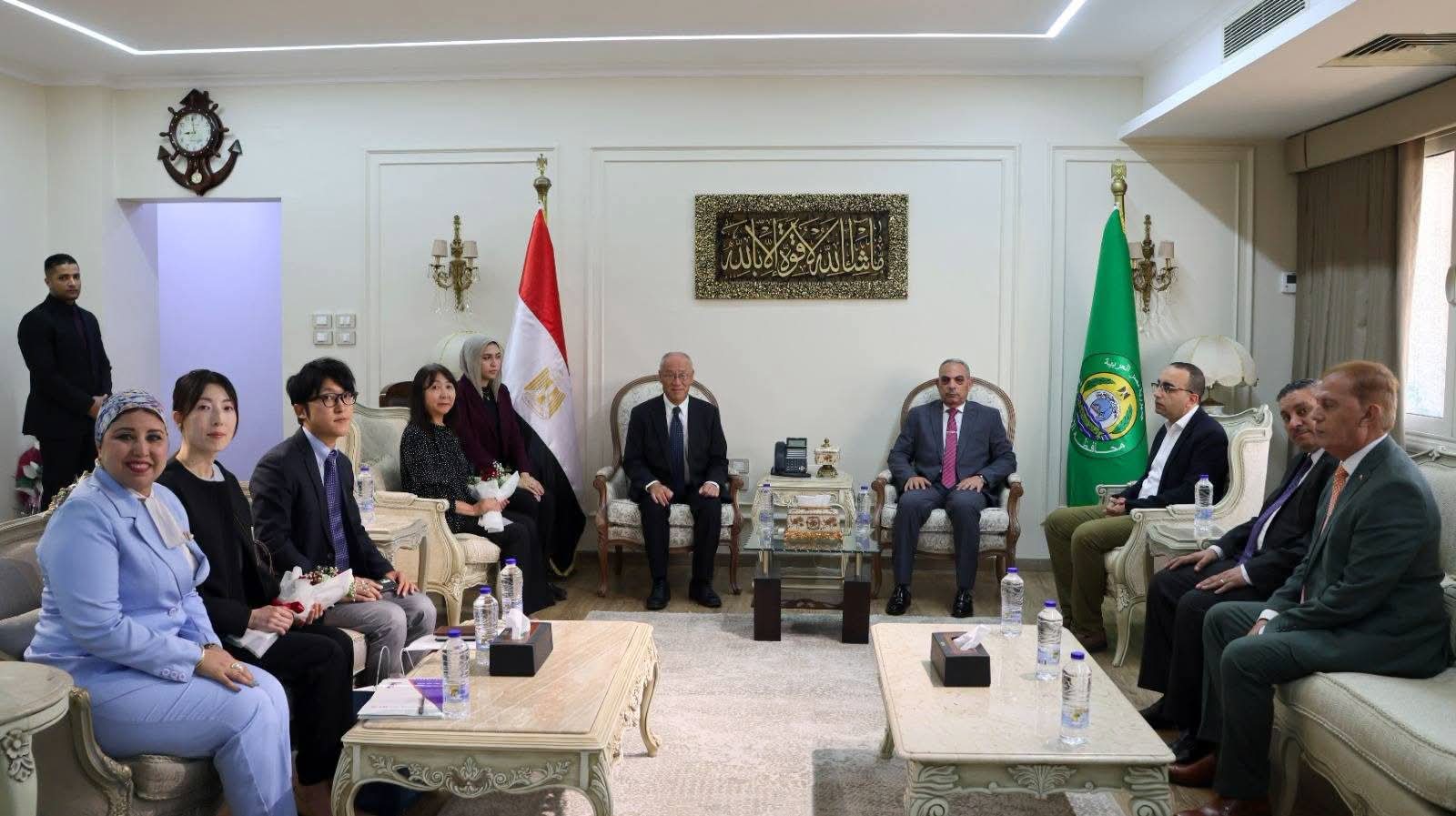 محافظ الإسماعيلية يستقبل سفير اليابان بالقاهرة لبحث سبل التعاون المشترك