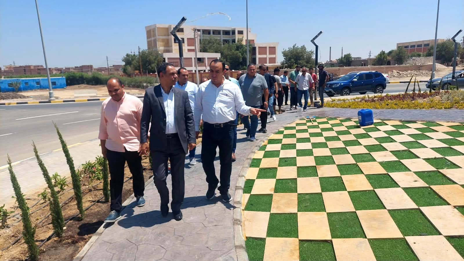 المنشاوى تتابع المشروعات وأعمال التطوير ورفع كفاءة الخدمات بمدن الصعيد الجديدة