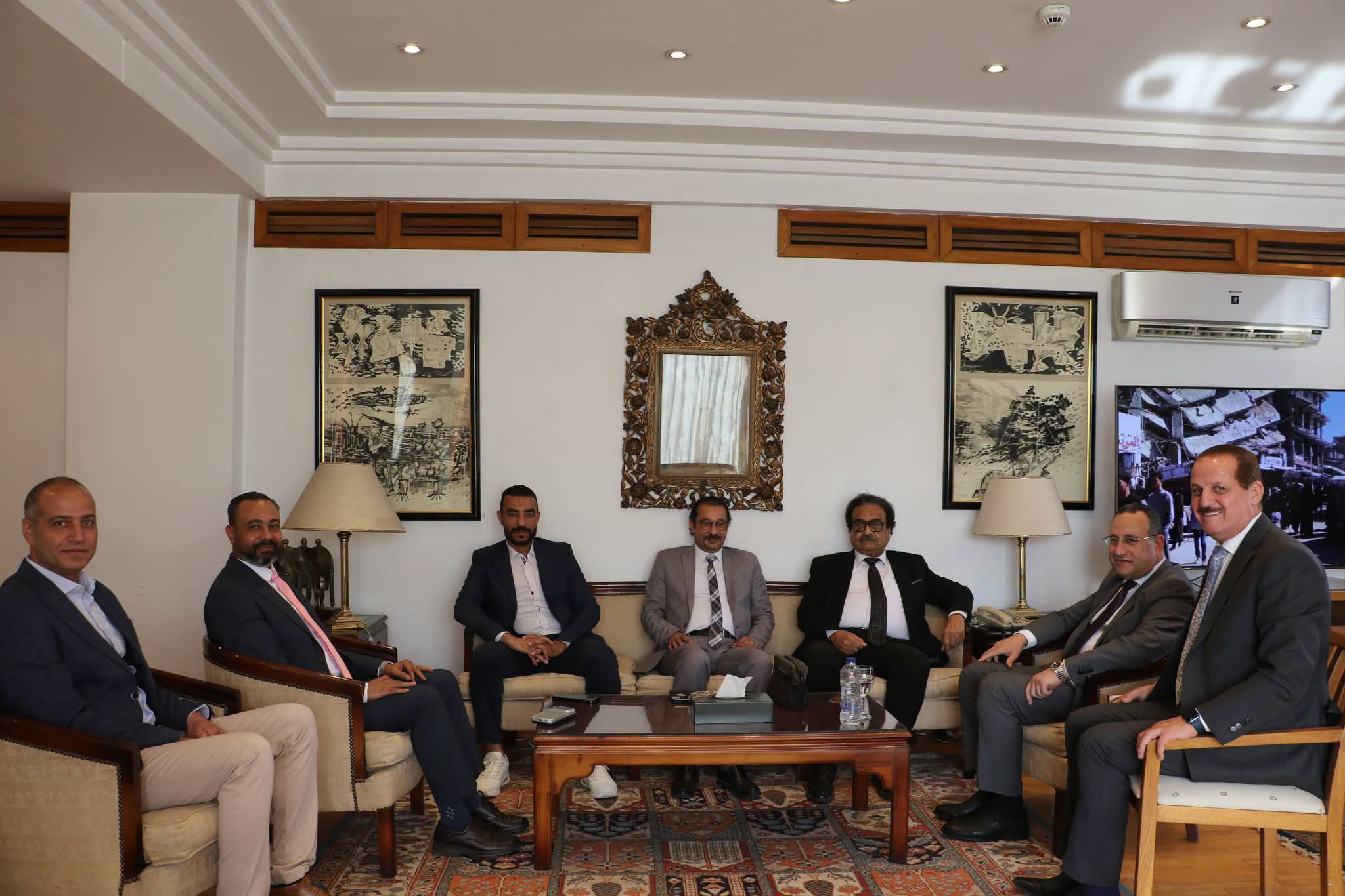 قنصوة يبحث مع رئيس اتحاد الناشرين المصريين سبل تعزيز التعاون