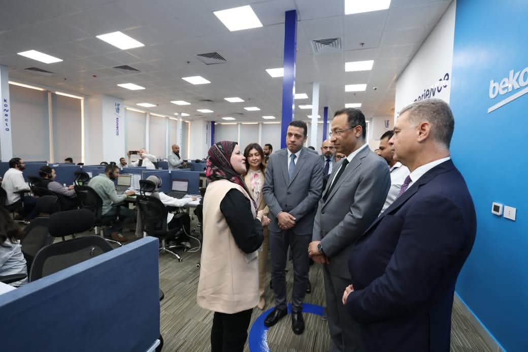 وزير الاتصالات يفتتح المقر الإقليمي لشركة 