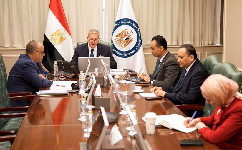 بدوى: سداد مستحقات الشركاء أعاد الثقة للاستثمار.. وإنتاج البترول الخام يعود إلى مسار النمو