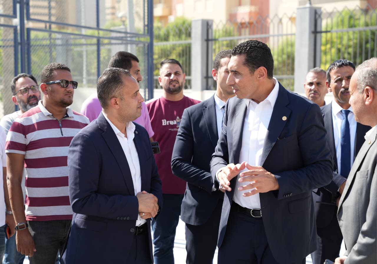 جوهر ورئيس جهاز المدينة يتفقدان المنشآت الرياضية بمنطقة الإسكان ويبحثان آليات إدارتها وتشغيلها