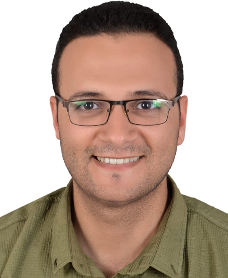 محمد أبو العباس يكتب.. خارج الصندوق