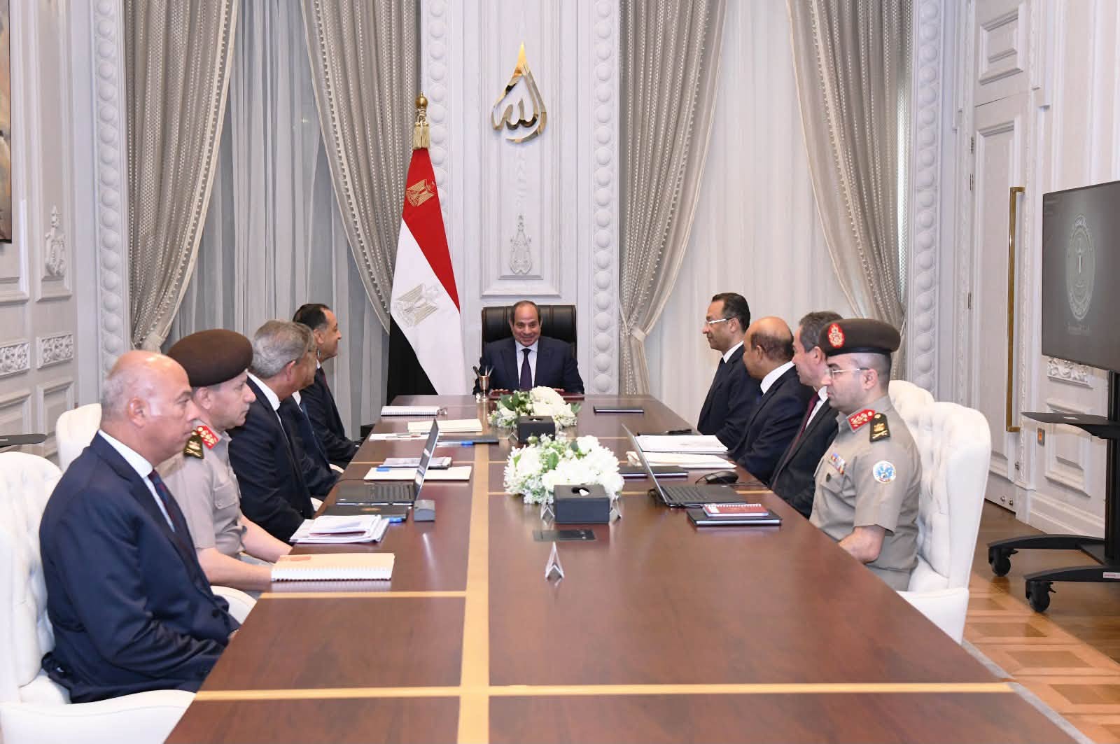 الرئيس السيسى يستعرض مشروع أرشفة ورقمنة تراث الإذاعة والتلفزيون المصري