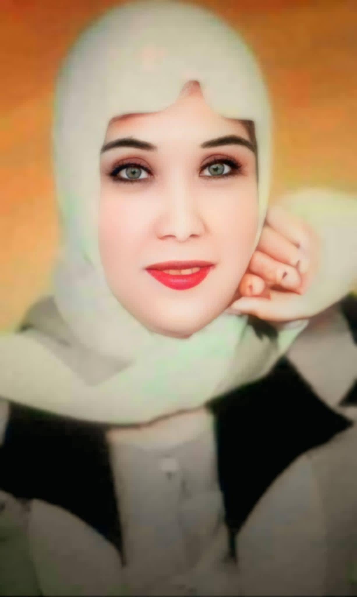 هدى حجاجي تكتب.. على ضفاف الشوق