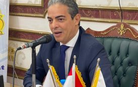 نقيب الاعلاميين : الرئيس السيسي يولي اهتماما ودعما كبيرا للإعلام