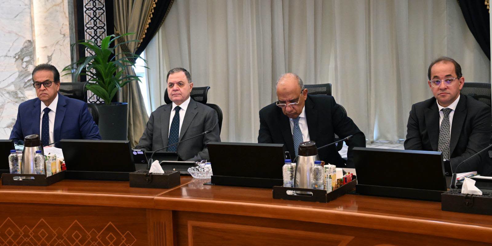 عصمت يستعرض القدرات الحالية والمُخططة من الطاقات المتجددة