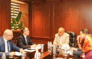 عصمت يبحث مع مجموعة الصين الجنوبية