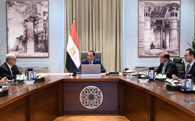 رئيس الوزراء يتابع مستجدات تنفيذ خطة تخارج الدولة من عدد من الشركات الحكومية
