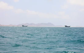 إيران تهدد بإغلاق باب المندب وترامب يعيد فرض الحصار