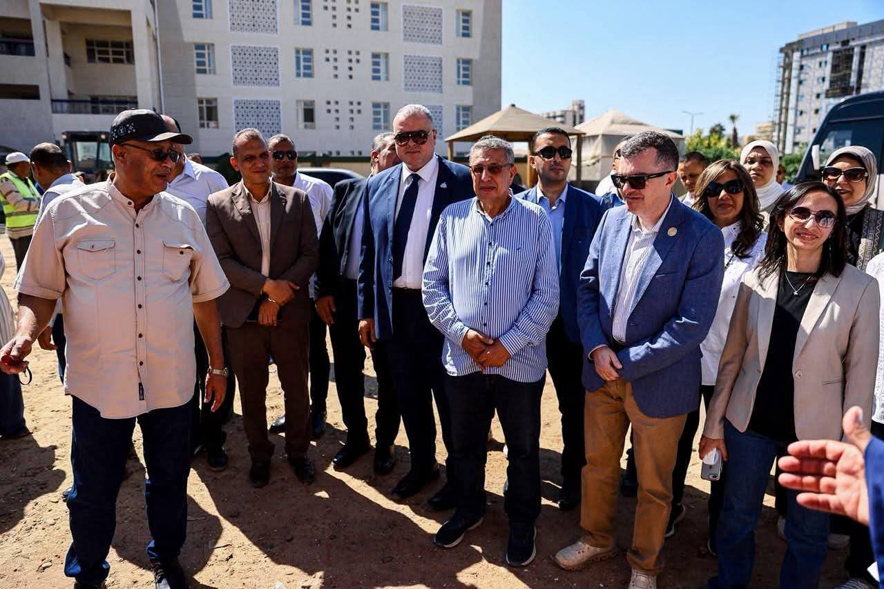 وزير التخطيط ومحافظ البحيرة يتفقدان مشروع إنشاء المدرسة المصرية اليابانية بدمنهور
