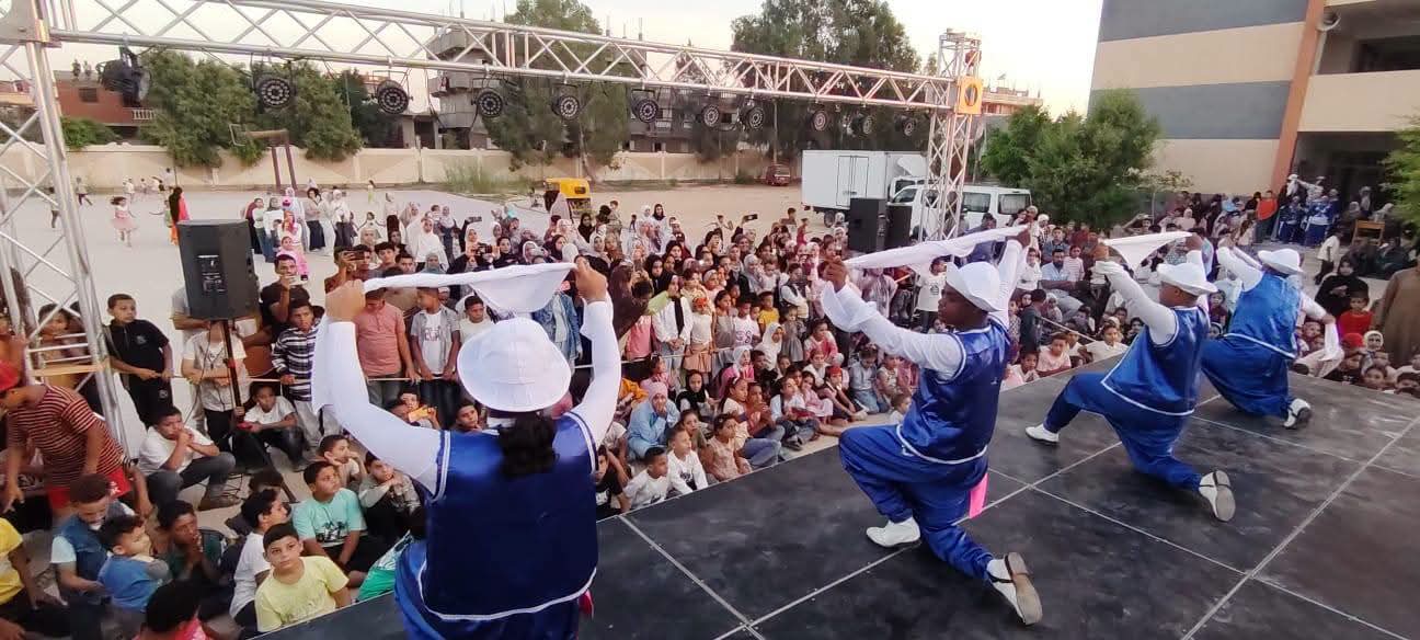 فرقة التحدي لذوي الهمم تتألق في ثاني أيام القافلة الثقافية بقرية بغداد بالإسكندرية