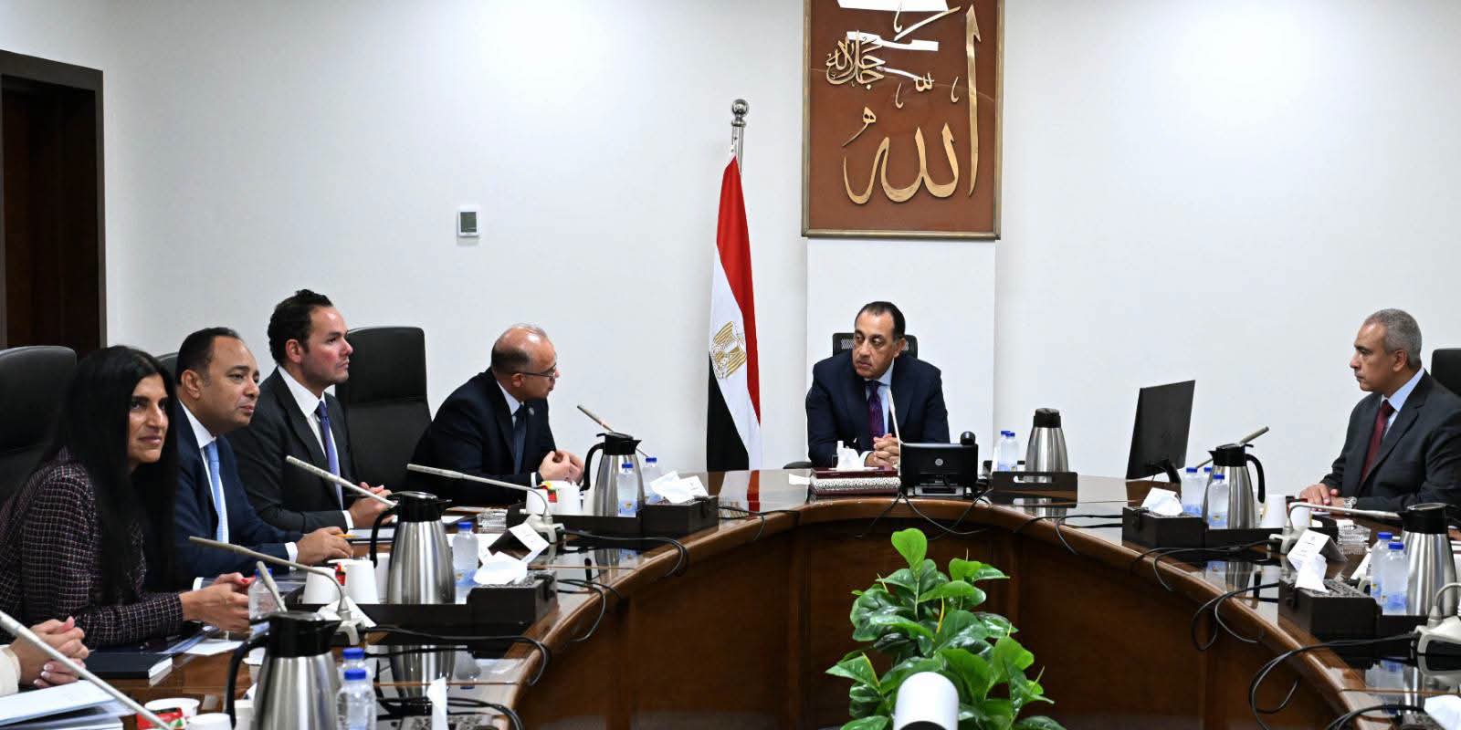 رئيس الوزراء يستعرض جهود صندوق مصر السيادي في تعظيم العائد من أصول الدولة