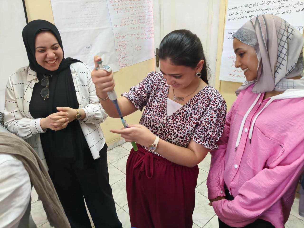 الخدمات البيطرية تنظم برنامجًا تدريبيًا حول التطبيقات الحديثة لأنظمة سلامة الغذاء