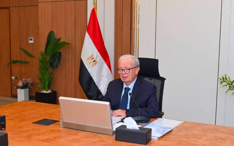 عيسى يترأس الجمعية العمومية للشركة القابضة للصناعات الكيماوية