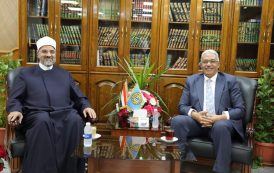 رئيس لجنة الشئون الدينية والأوقاف بمجلس النواب يهنئ رئيس جامعة الأزهر