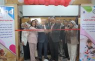 رئيس جامعة الفيوم يفتتح معرض 