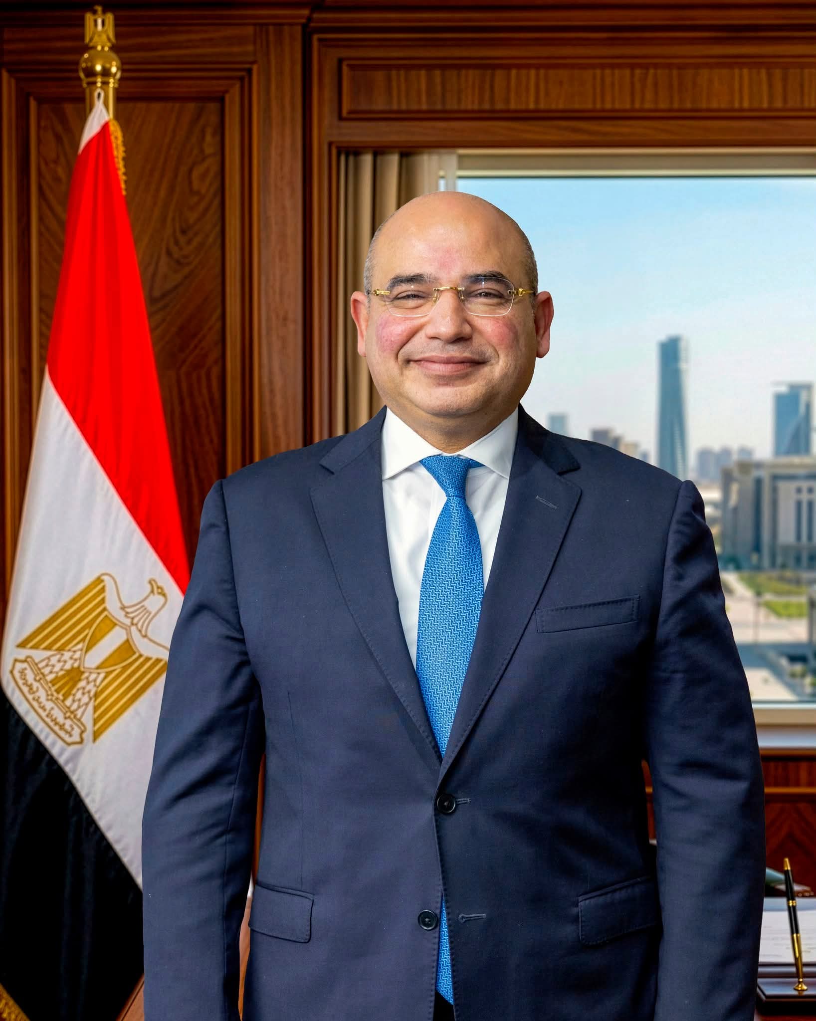 بقرار رئيس الجمهورية.. تعيين شيخون رئيسًا لاقتصادية قناة السويس لمدة عام