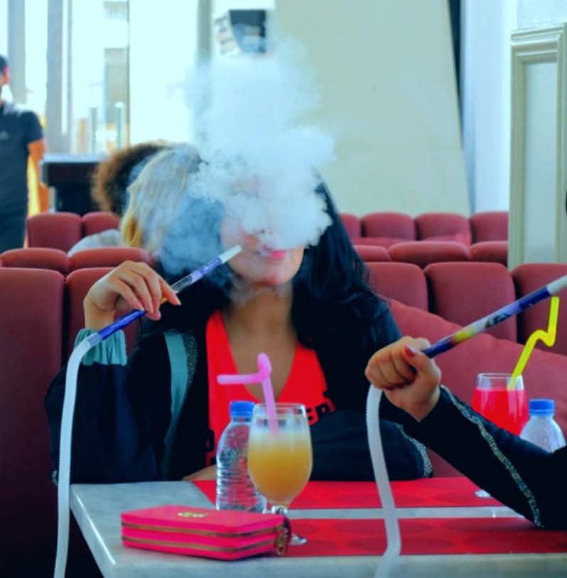 مأمون الشناوي يكتب .. الشيشة .. والنيل !!