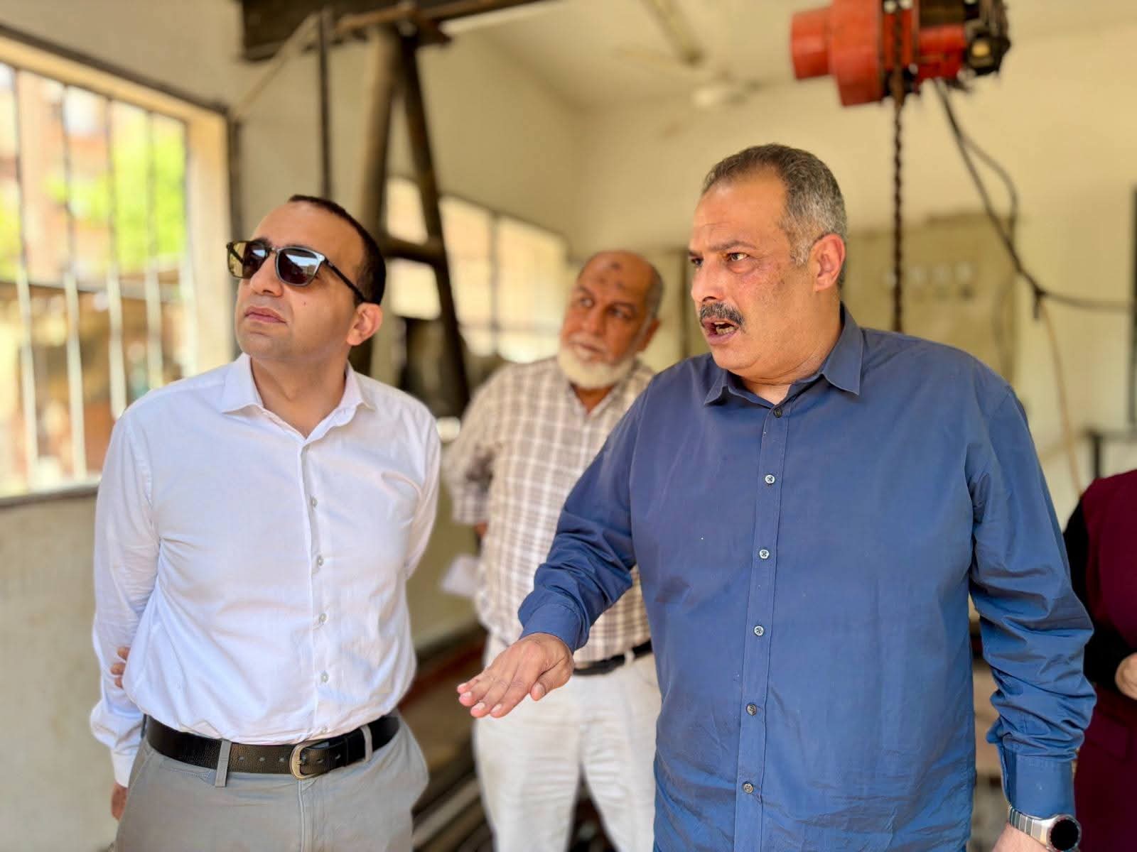 نائب محافظ الإسماعيلية يتابع ميدانيًا أعمال تطوير منظومة الصرف الصحي بأرض الجمعيات