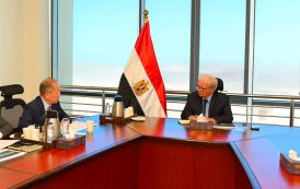 باستثمارات 2 مليار دولار: عيسى يبحث مع مجموعة صينية إقامة مجمع صناعي متكامل بالمنطقة الاقتصادية لقناة السويس