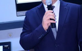 رئيس جامعة سوهاج يسلّم شهادات ختام «فتيات الأرض» لـ100 فتاة ويعلن قرب إطلاق هاكثون للزراعة الذكية مناخيًا