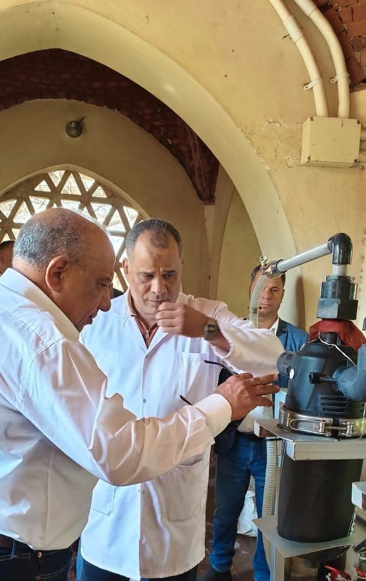 عصمت يتفقد مركز البحوث النووية بهيئة الطاقة الذرية بمنطقة أنشاص ويستعرض نتائج المشروعات