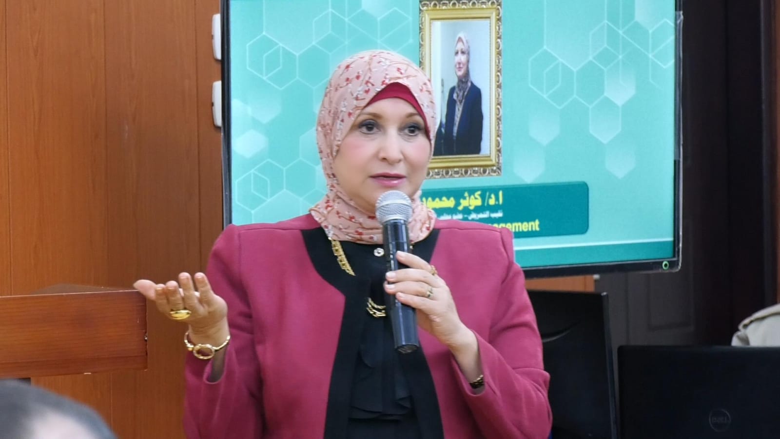 نقيب التمريض تتواصل هاتفيًا مع وزير التعليم العالي لحل أزمة رابط تكليف خريجي دفعة 2024