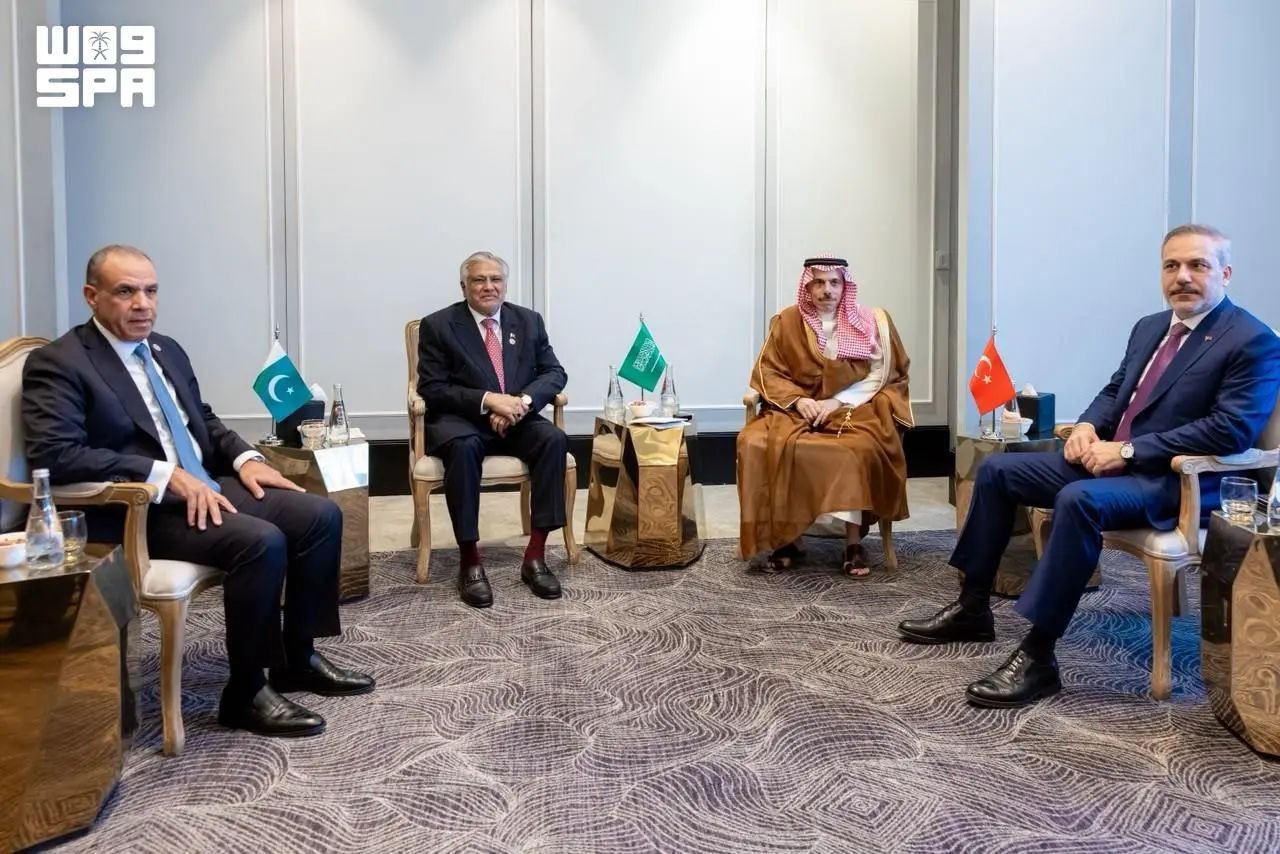 وزير الخارجية السعودي يشارك في الاجتماع الخامس للأطراف الإقليمية الأربعة بجانب نظرائه في كل من مصر وباكستان وتركيا