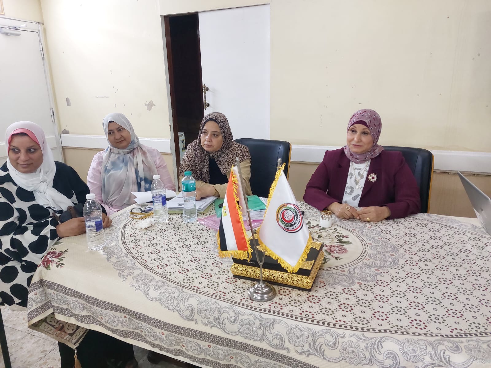 نقيب التمريض: تكرّم بطلات حريق مستشفى أورام مدينة نصر وتصرف لهم مكافأة مالية